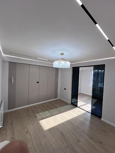 берекет аренда: 🏡 СРОЧНО ПРОДАЕТСЯ стильная евродвушка с дизайнерским ремонтом! ✨ — 4