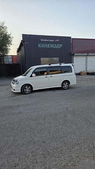 Honda Stepwgn: 2005 г., 2 л, Автомат, Газ, Минивэн