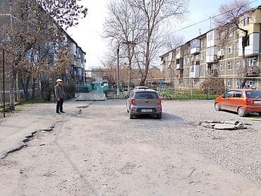 Дворовая территория многоквартирного дома. - Просторная придомовая