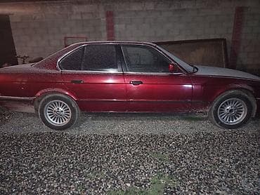 бус сапог мост: BMW 5 series: 1991 г., Механика, Бензин, Седан — 3