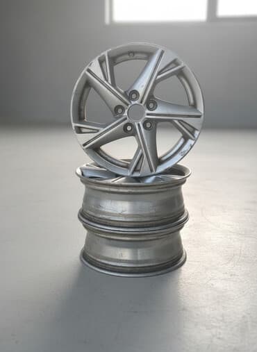 диск на х5: Литые Диски R 16 Hyundai, Комплект, отверстий - 5, Б/у — 4