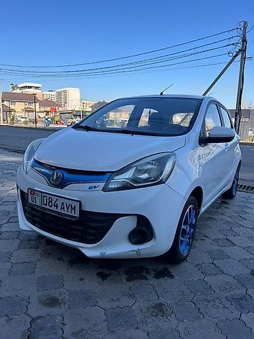 Транспорт: Changan Benni: 2017 г., Автомат, Электромобиль, Хэтчбэк — 4