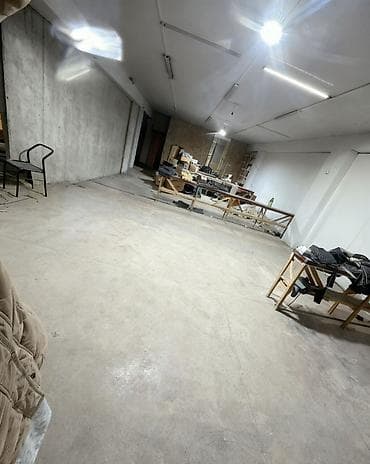 Сдается 100 кв м помещение Ош хбк Ориентир чакан таш баня Свет