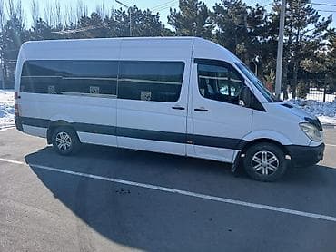 машина гест: Пассажирский микроавтобус Mercedes-Benz Sprinter (длинная база — 1