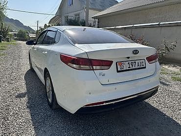 mazda demio1: Kia K5: 2017 г., 2 л, Автомат, Газ, Седан — 4