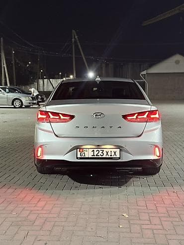 Hyundai Sonata: 2022 г., 2 л, Автомат, Бензин, Седан — 4