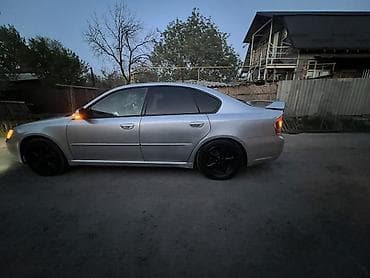 Subaru Legacy: 2004 г., 2 л, Автомат, Седан — 4