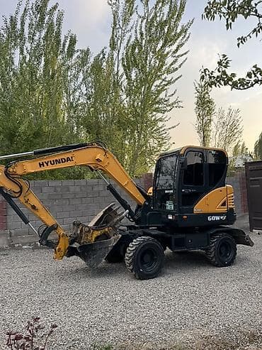 lexus gs 250: Экскаватор, Hyundai, 2020 г., Колесный — 7