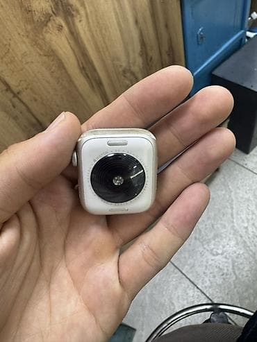 купить чехол pitaka: Apple Watch SE 2, корпус алюминий цвета Starlight/серебристый, ремешок — 1