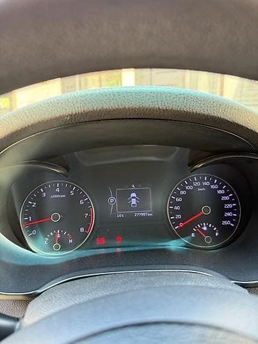 галовка 1 8: Kia K5: 2018 г., 2 л, Автомат, Газ, Седан — 10