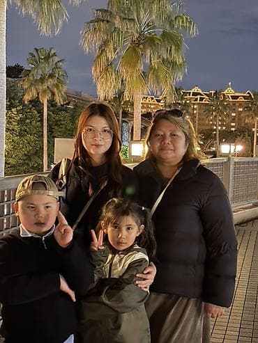 Головные уборы: Пуховая куртка женская, утеплённая, черного цвета - Длина: до бедра — 3