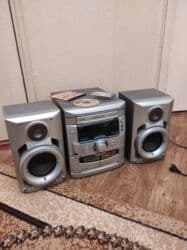 Музыкальный центр в хорошем состоянии. двд,сд,мп3,дискикассеты