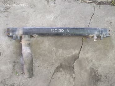 Toyota TLC80 Бачок радиатора, Тойота TLC80 Бачок радиатора НИЖНИЙ