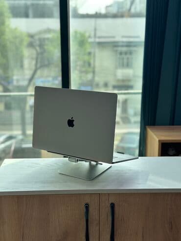 Электронные книги: Ноутбук, Apple, 32 ГБ ОЗУ, Intel Core i9, 16 ", Б/у, Для работы, учебы, память NVMe SSD — 5