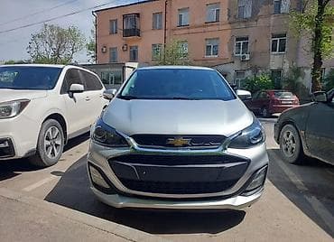 70: Chevrolet Spark: 2018 г., 1 л, Автомат, Бензин, Хэтчбэк — 2