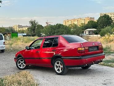 венто 1998: Volkswagen Vento: 1992 г., 1.8 л, Механика, Бензин, Седан — 5