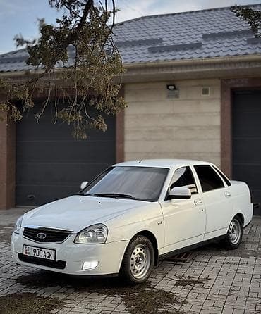 ВАЗ (ЛАДА) Priora: 2017 г., 1.6 л, Механика, Бензин, Седан at lalafo.kg ВАЗ (ЛАДА) Priora: 2017 г., 1.6 л, Механика, Бензин, Седан