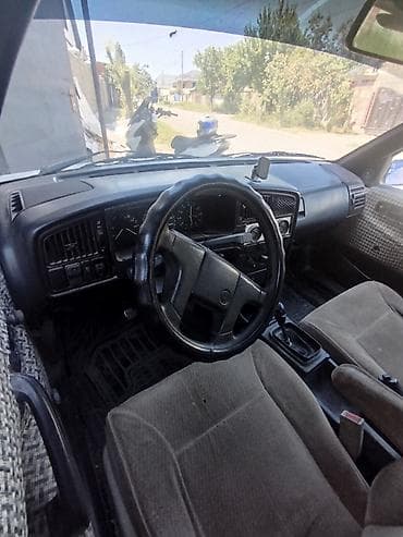 думал: Volkswagen Passat: 1988 г., 1.8 л, Бензин — 4