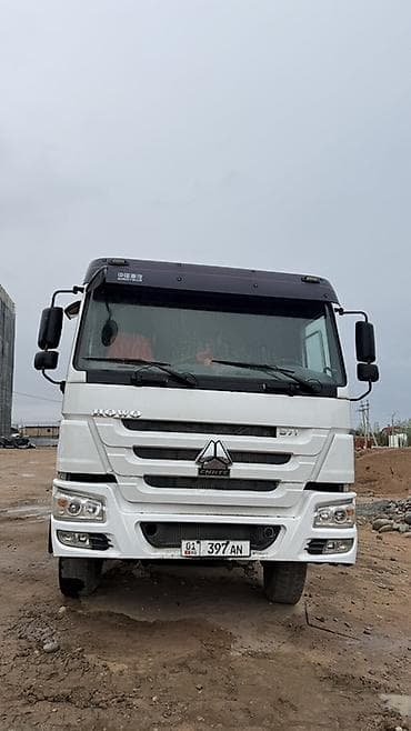 тигач фуура: Грузовик, Howo, Стандарт, Б/у — 1