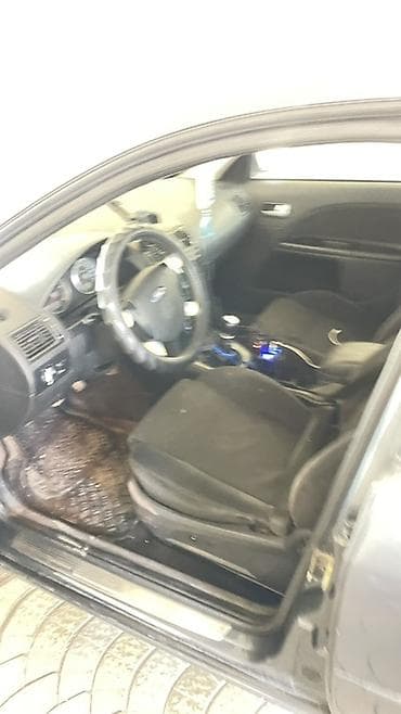 kia bongo3: Ford Mondeo: 2003 г., 2 л, Ручные, Дизель, Хэтчбэк — 9