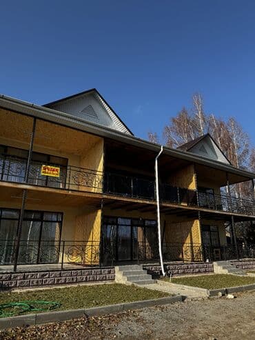 новый дом с ремонтом: 50 м², 3 комнаты — 9