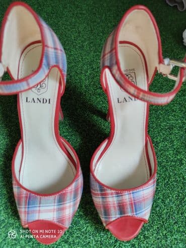 шлепка: Продам босоножки б/у красивые 36 размера — 2