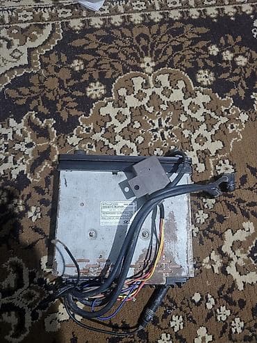 магнитафон кассетный: Автомобильная кассетная магнитола Kenwood KRC-464 - Оригинальная — 3