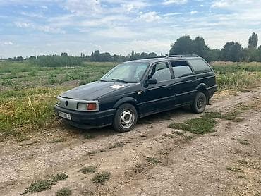 Volkswagen Passat: 1990 г., 1.8 л, Механика, Бензин, Универсал — 2