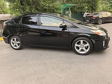 капот ласетти: Toyota Prius: 2012 г., 1.8 л, Вариатор, Гибрид, Хэтчбэк — 2