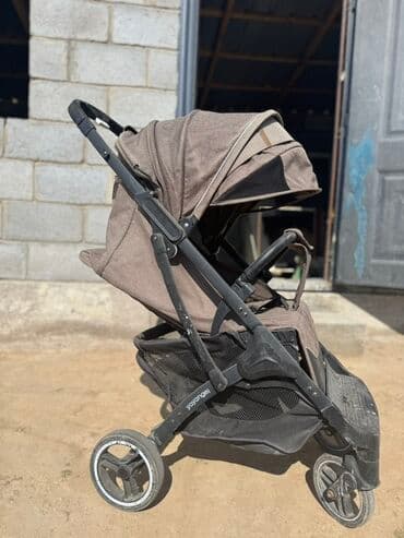 прогулочные коляски для зимы: Коляска, цвет - Коричневый, Б/у — 1