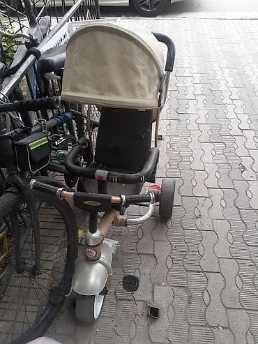 Детский трехколесный велосипед-коляска с родительской ручкой и at lalafo.kg Детский трехколесный велосипед-коляска с родительской ручкой и