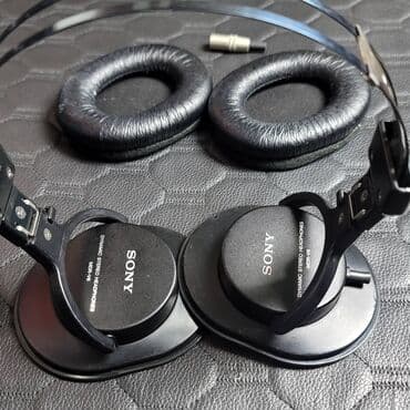 Электронные книги: Полноразмерные, Sony, Б/у, Проводные, Студийные — 1