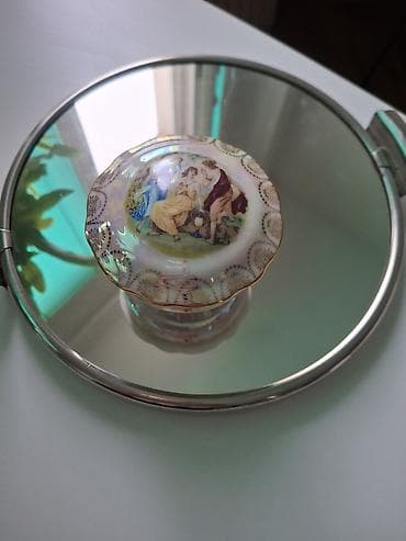 орнаменты: Фарфоровая сахарница/шкатулка с крышкой. Описание: - Небольшая — 2