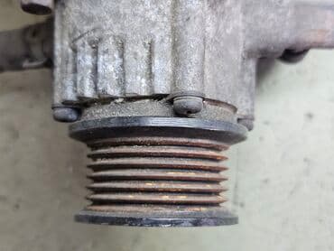 генератор 211: Генератор Honda 1998 г., Б/у, Оригинал, Германия — 3