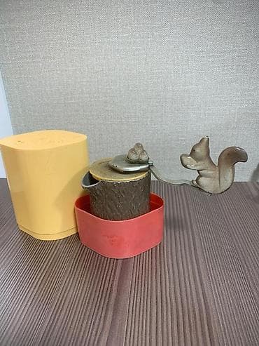 оригинал вещи: ПРОДАЮ. Цена указана за кофемолку, остальное в подарок — 5