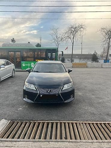 Lexus ES: 2013 г., 2.5 л, Автомат, Гибрид, Седан