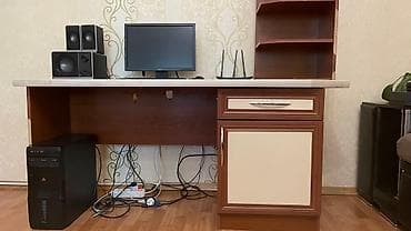 компьютерный стол ош: Продам б/у компьютерный стол.
2000ссамовызов с Асанбая — 1