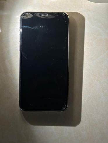 телефон айфлн: IPhone 11 Pro, Б/у, 64 ГБ, Серебристый, Зарядное устройство, Защитное стекло, Кабель, 71 % — 9