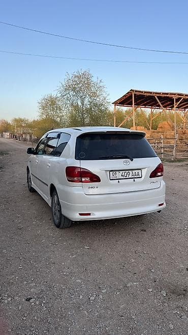 очень нужны: Toyota Ipsum: 2003 г., 2.4 л, Автомат, Бензин, Минивэн — 5