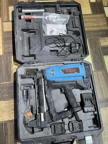 пистолеты: Газовый гвоздезабивной пистолет Toua (в кейсе) - Тип: газовый нейлер — 2