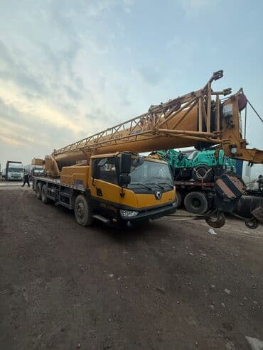 домкраты гидравлические: Услуги автокрана Описание: - Колесная техника с выдвижной — 1