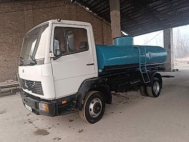 tank 500: Mercedes-Benz : 1992 г., Дизель — 2