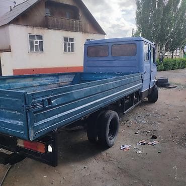 авто спарк: Грузовик, Mercedes-Benz, Дубль, 4 т, Б/у — 2