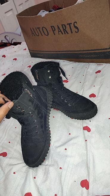 Ботинки, 38, Keddo, Б/у, цвет - Черный, Самовывоз, Платная доставка at lalafo.kg Ботинки, 38, Keddo, Б/у, цвет - Черный, Самовывоз, Платная доставка
