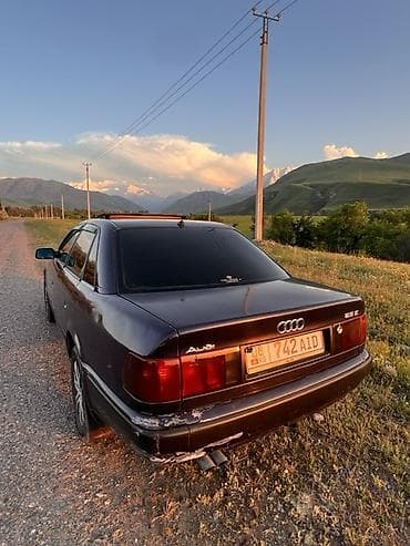 боз белер: Audi S4: 1993 г., 2.6 л, Кол менен иштөөчү, Газ, Седан — 5