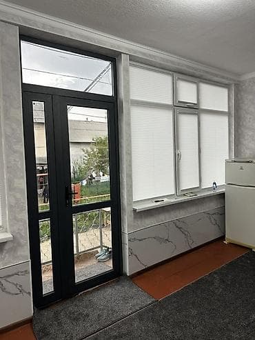 пластиковые стены: Пластиковые окна и входная группа из ПВХ с остеклением - Материал — 5