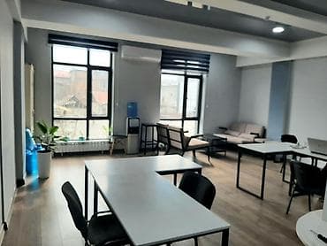 iskender: Аренда офисов, 56 м², В жилом комплексе — 4