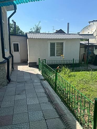 5 комнат: 200 м², 5 комнат — 10