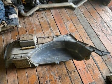 dodge 2000: Mitsubishi Montero Sport Пластик Багажника, Митсубиси Монтеро спорт — 2