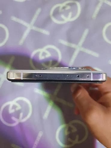 iphone dr: OnePlus 13, Б/у, 256 ГБ, цвет - Белый — 3